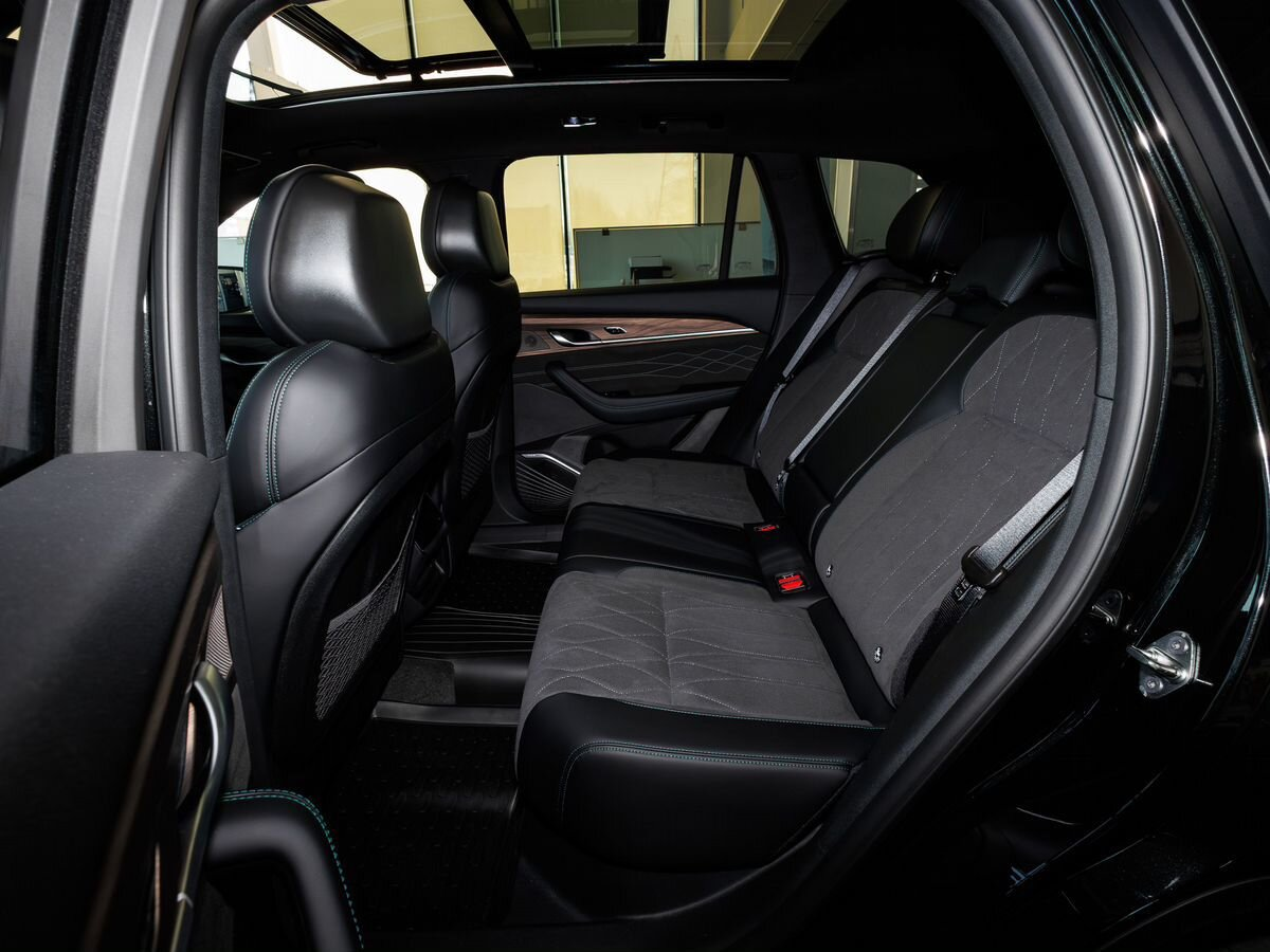 Geely Monjaro I, Ink Black / Черный металлик, 4429990 рублей, вид 13