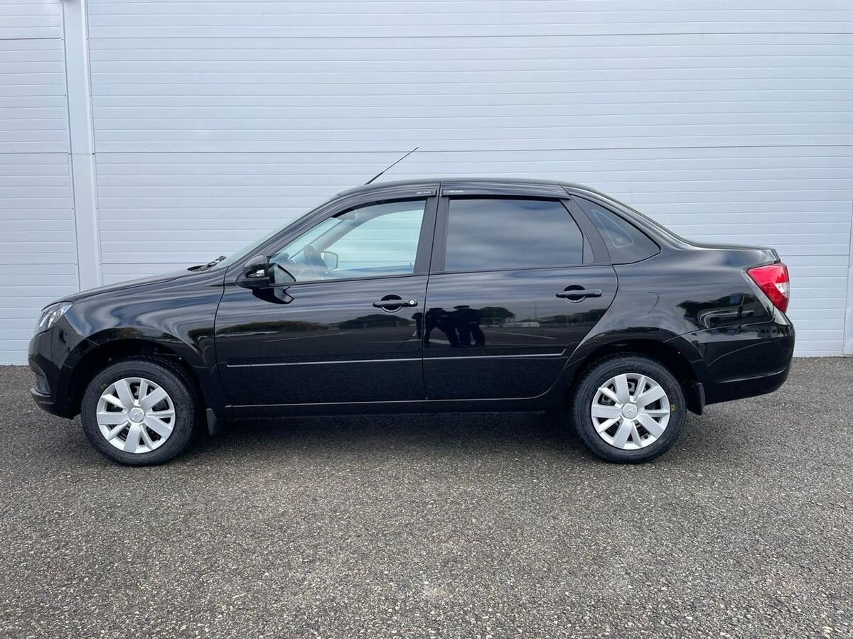 LADA Granta седан I Рестайлинг, Черный "Пантера", 942237 рублей, вид 4