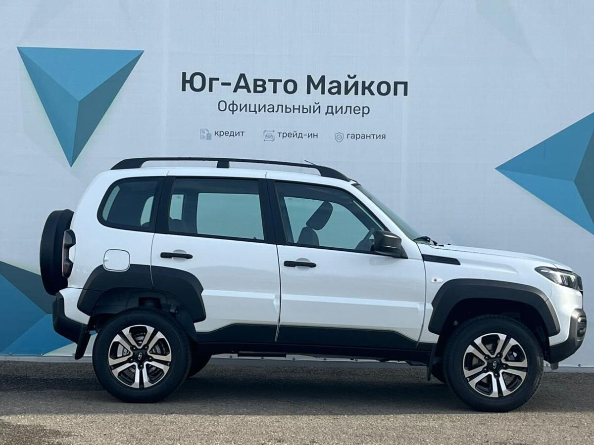 LADA Niva Travel I Рестайлинг, Белый "Ледниковый", 1394212 рублей, вид 7