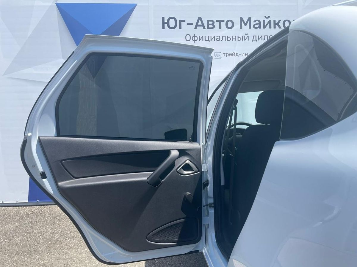 LADA Granta седан I Рестайлинг, Белый "Ледниковый", 874171 рублей, вид 11