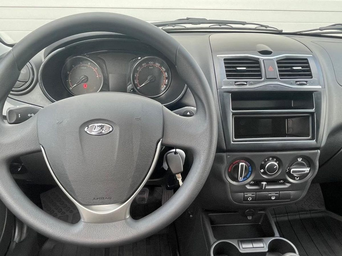 LADA Granta седан I Рестайлинг, Черный "Пантера", 902800 рублей, вид 13