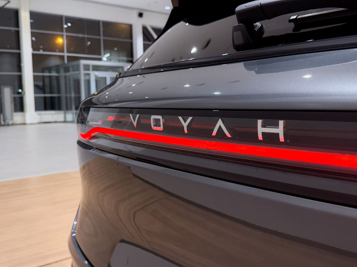 Voyah Free I Рестайлинг, Серый титан, 5555000 рублей, вид 11