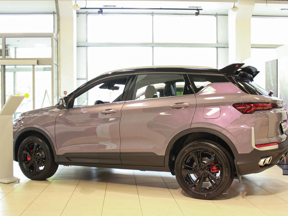 Geely Coolray I Рестайлинг 2, Unicorn Grey / Лиловый перламутр, 2529990 рублей, вид 4