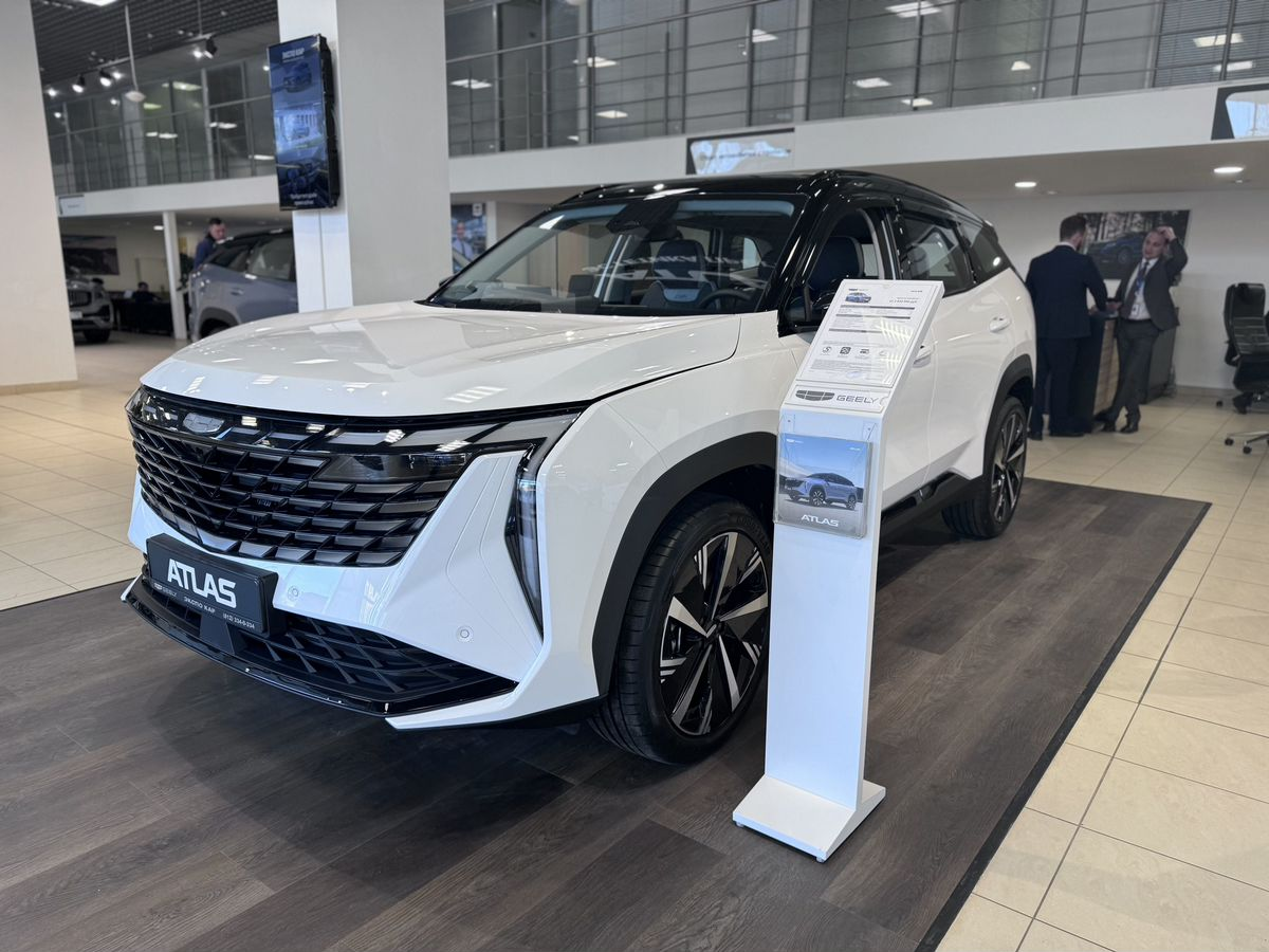 Geely Atlas II, Moonlight White / Белый, 2991693 рублей, вид 4