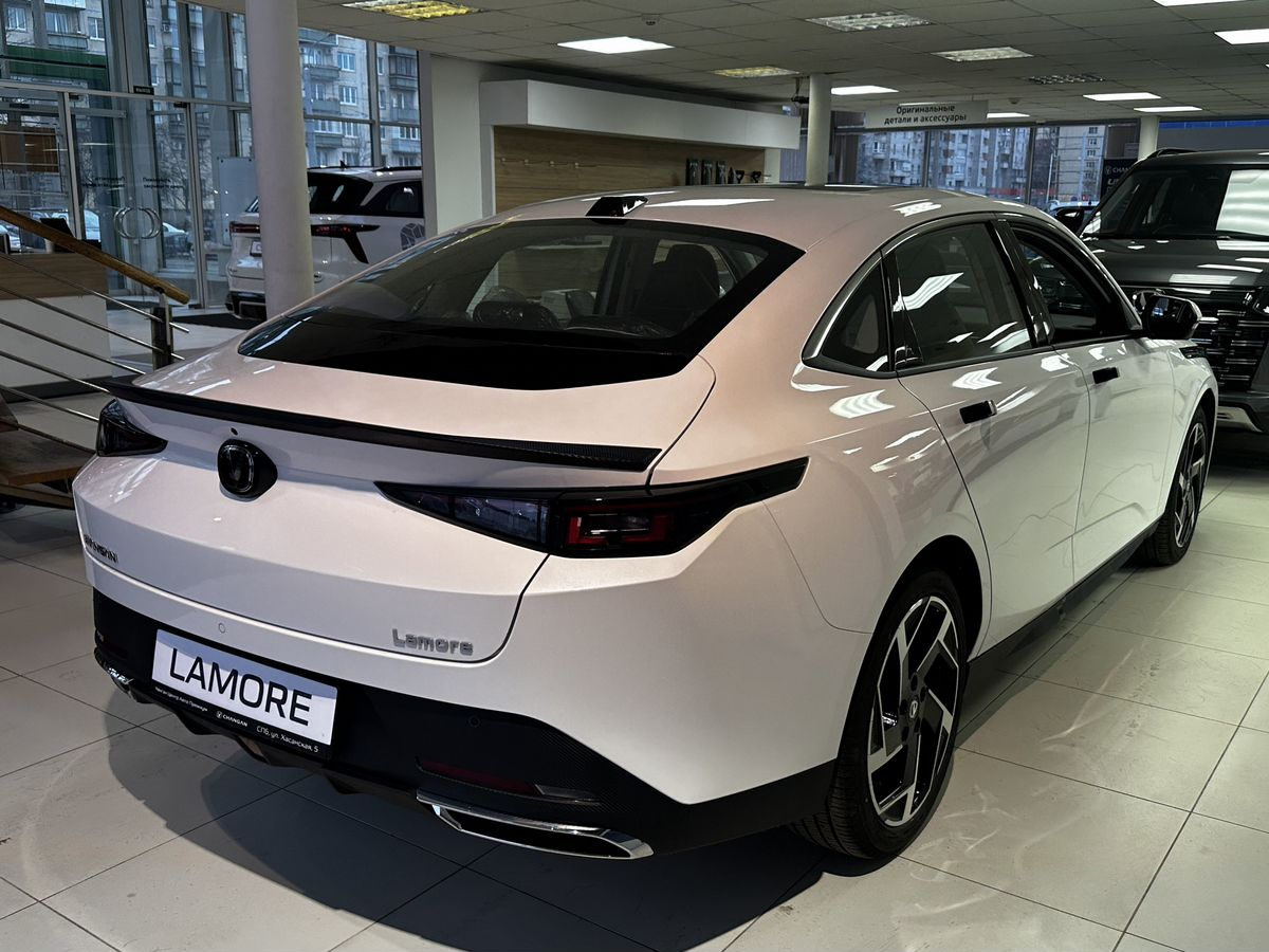 Changan Lamore I, Звездный белый, 2559900 рублей, вид 6