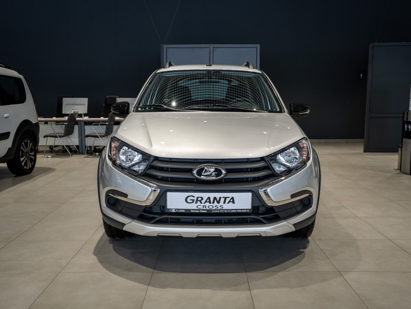 LADA Granta Cross I Рестайлинг, Серебристый "Платина" металлик, 866000 рублей, вид 3