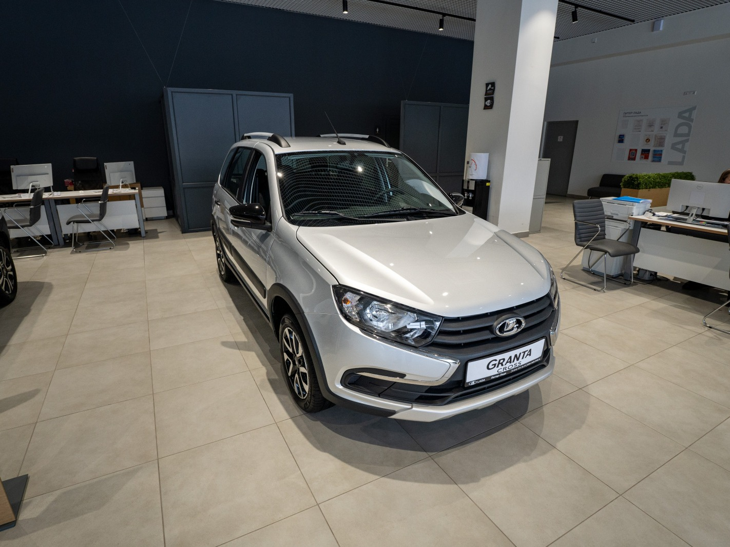 LADA Granta Cross I Рестайлинг, Серебристый "Платина" металлик, 866000 рублей, вид 12
