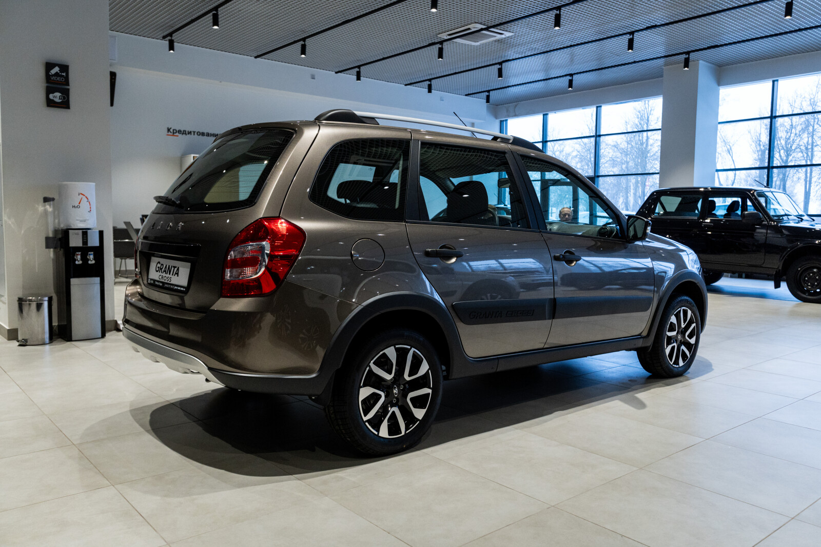 LADA Granta Cross I Рестайлинг, Золотисто-коричневый "Кориандр" металлик, 866000 рублей, вид 6