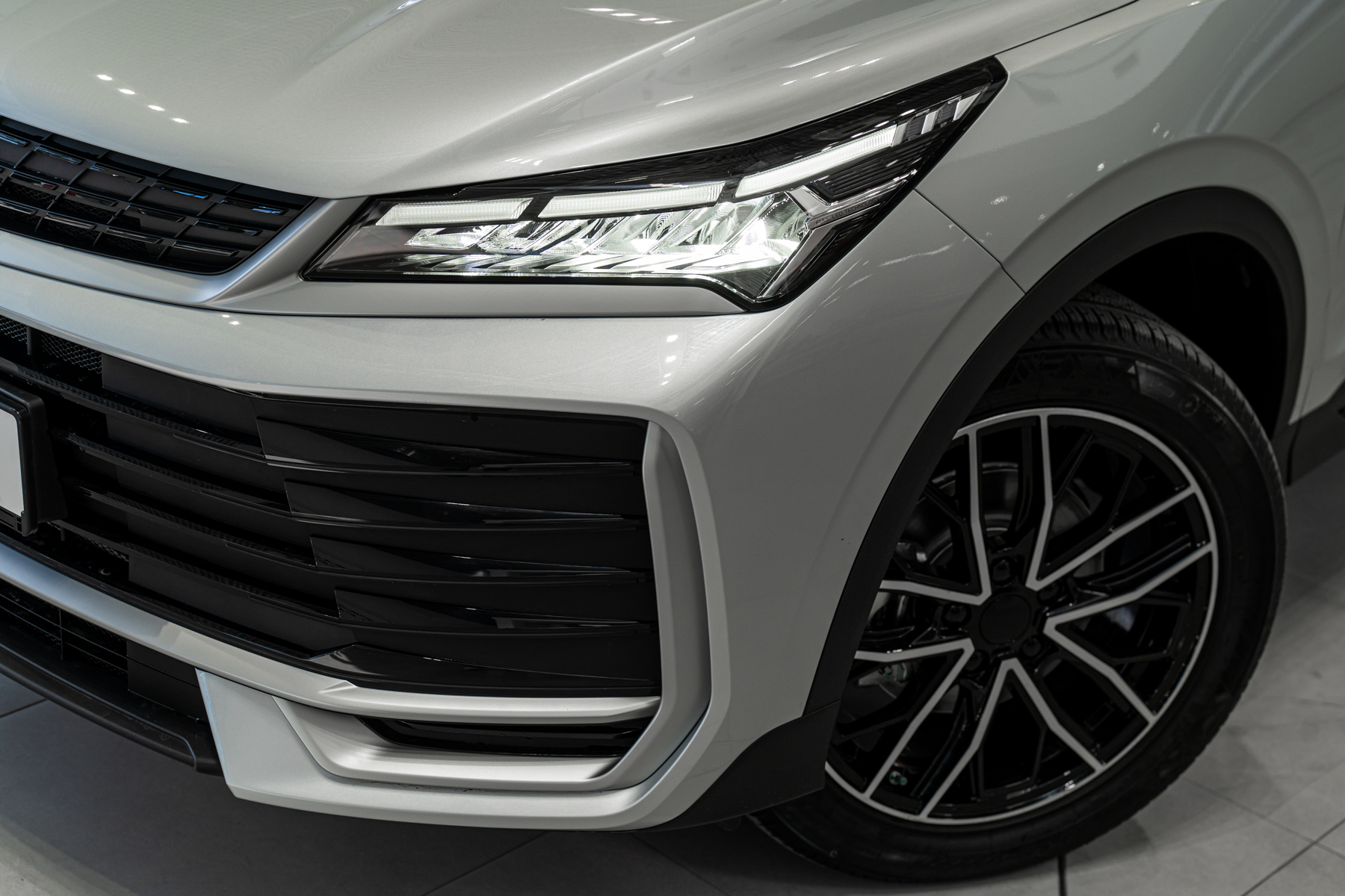Belgee X50+ I, Серебристый металлик / Pearl Silver, 1989990 рублей, вид 20