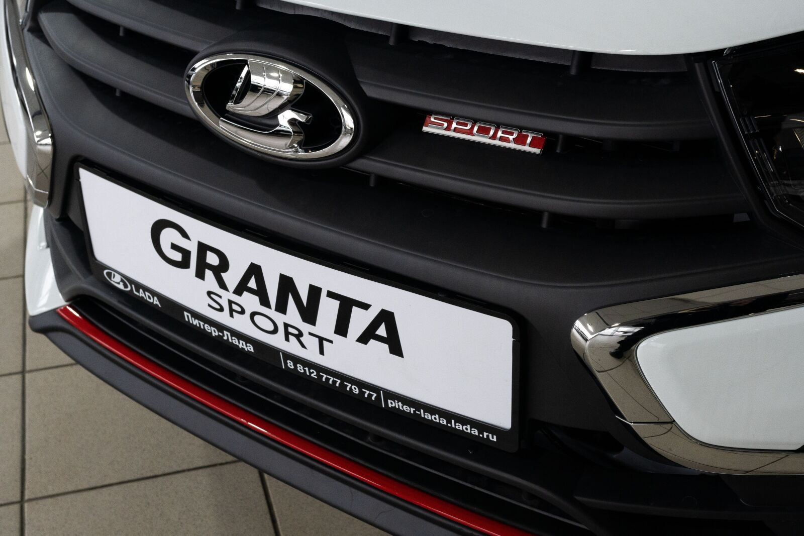 LADA Granta Sport лифтбек I Рестайлинг, Белый "Ледниковый", 1327000 рублей, вид 10