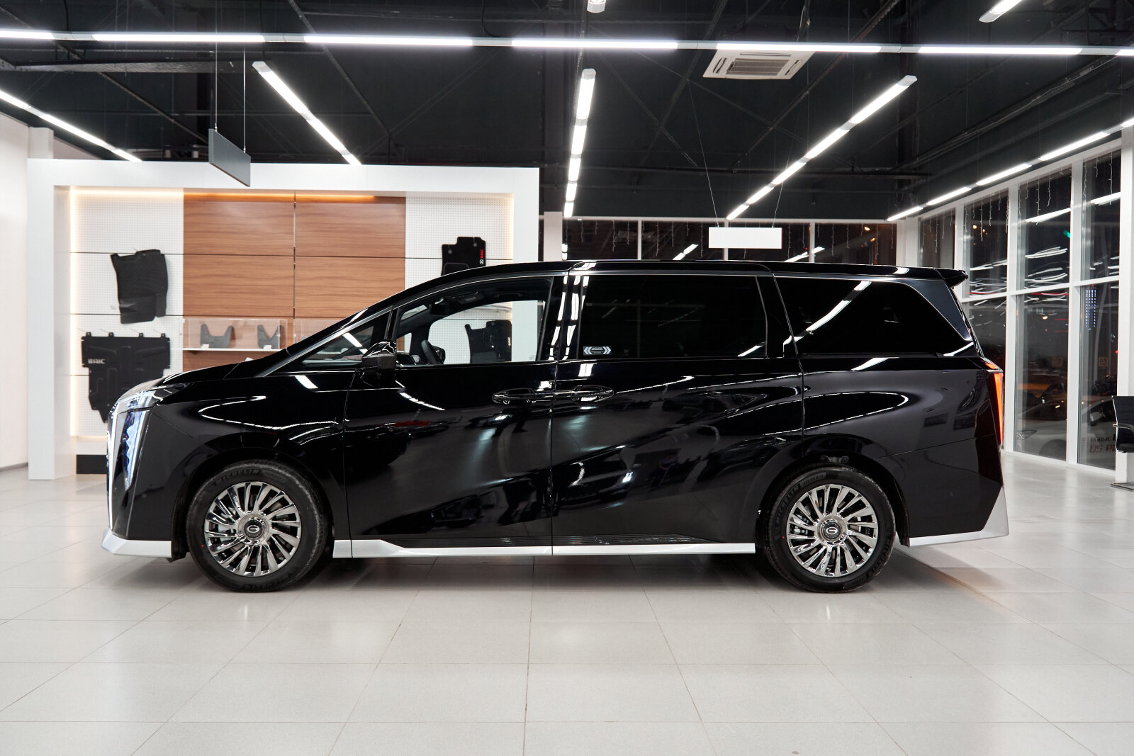 GAC M8 II, Черный, 6074999 рублей, вид 3