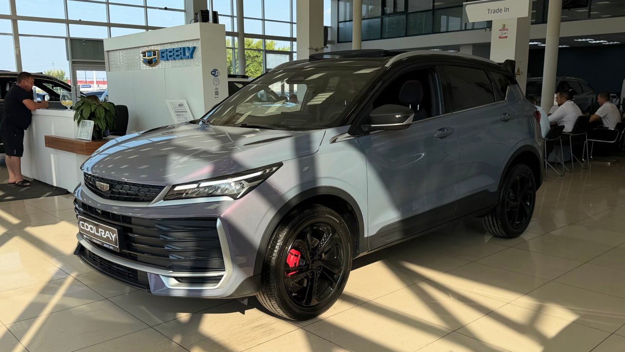Geely Coolray I Рестайлинг 2, Unicorn Grey / Лиловый перламутр, 2929990 рублей, вид 12