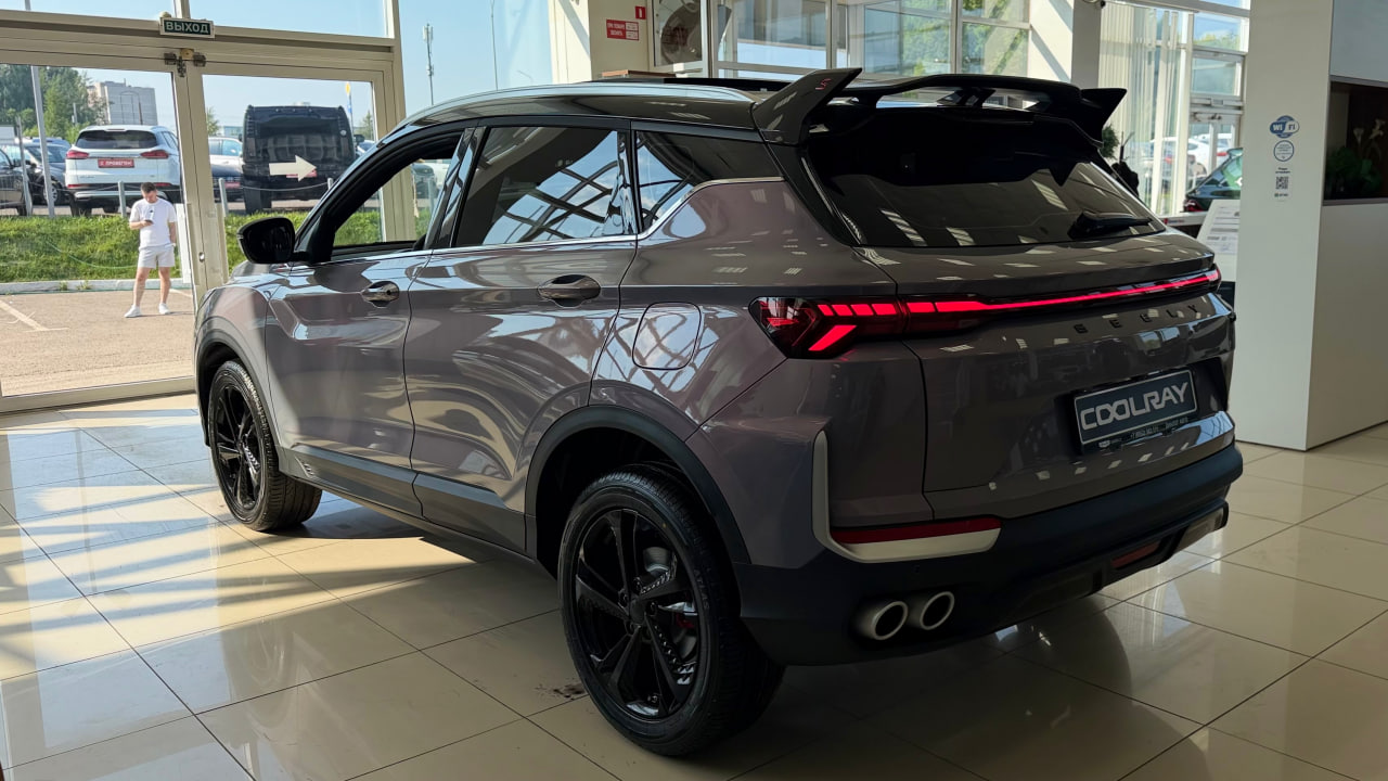 Geely Coolray I Рестайлинг 2, Unicorn Grey / Лиловый перламутр, 2929990 рублей, вид 16