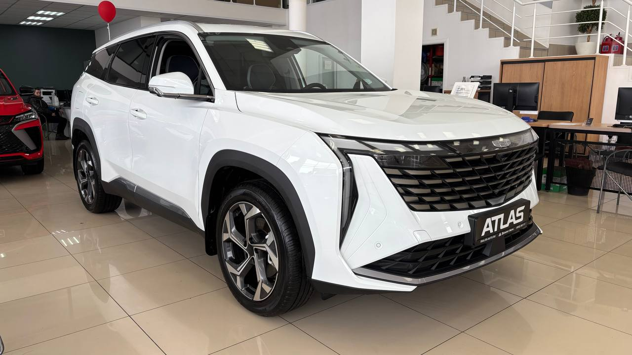 Geely Atlas II, Moonlight White / Белый, 2948990 рублей, вид 4