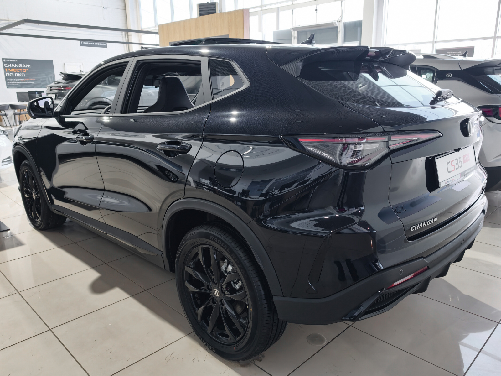 Changan CS35 Max I, Глубокий черный, 2379900 рублей, вид 3