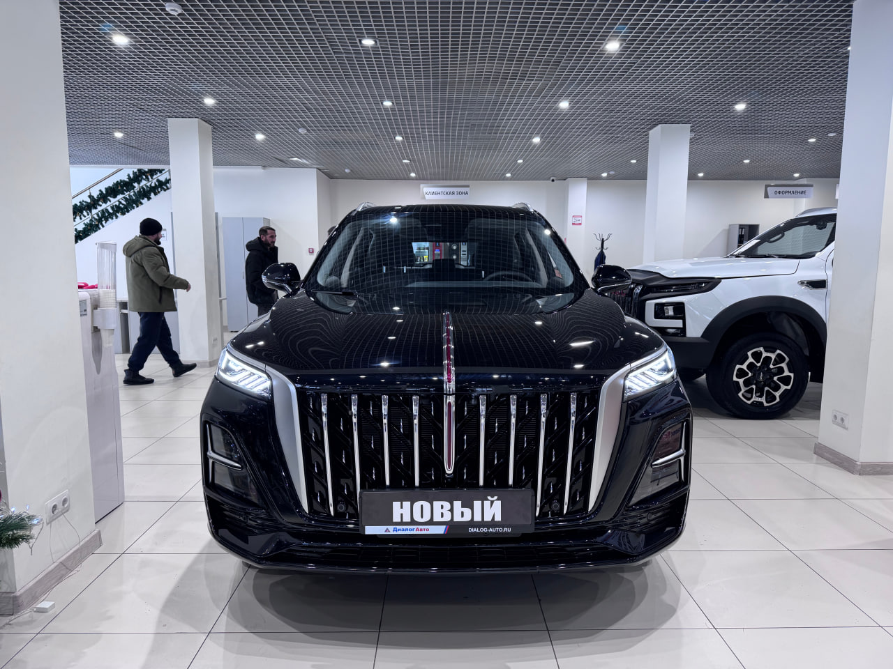 Hongqi HS5 I Рестайлинг, Черный / Dark Night, 3799000 рублей, вид 3