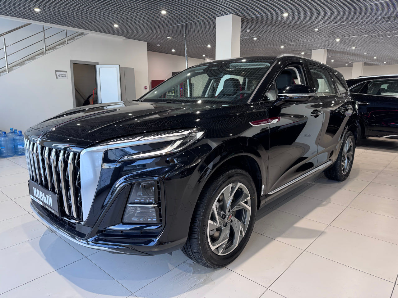 Hongqi HS3 I, Черный / Dark Night, 2940000 рублей, вид 2