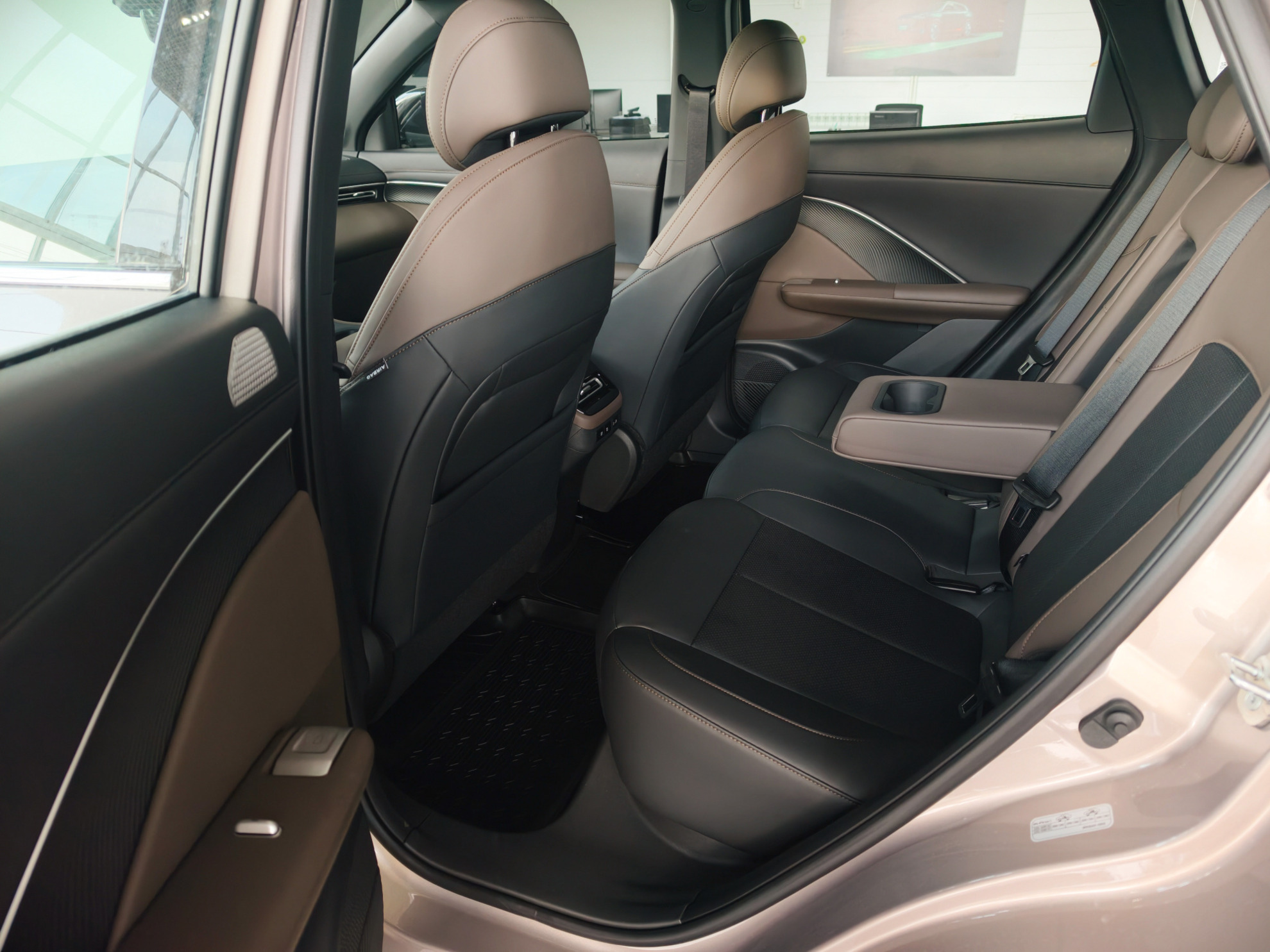 Changan UNI-S I Рестайлинг, Золотистый, 2259930 рублей, вид 20