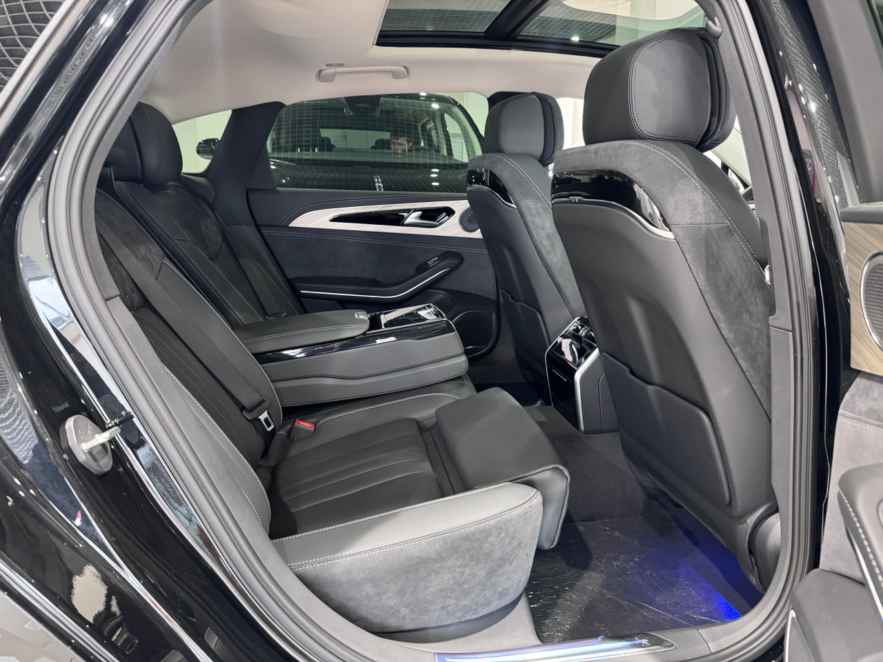 Hongqi H9 I, Черный / Dark Night, 5280000 рублей, вид 13