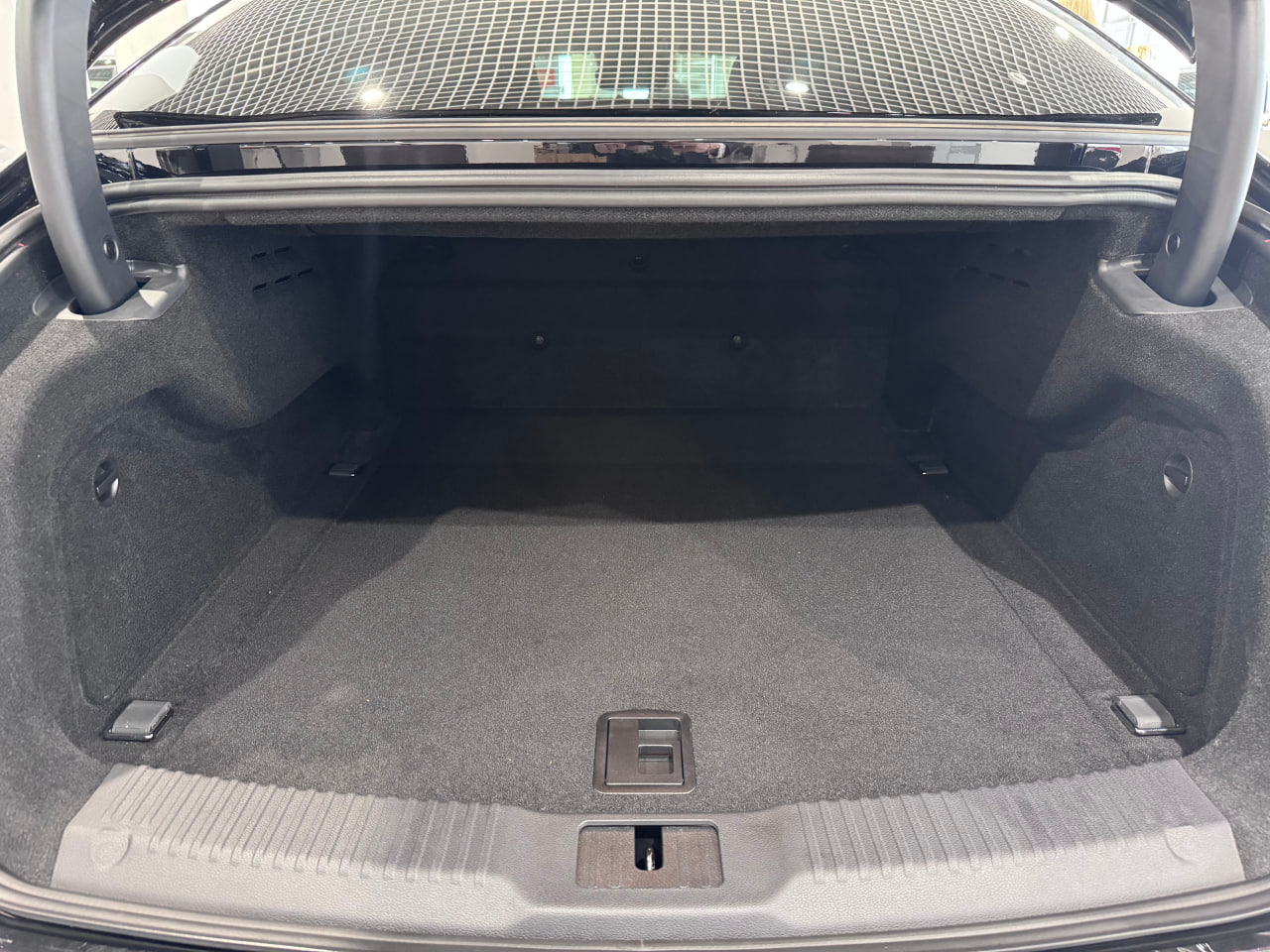 Hongqi H9 I, Черный / Dark Night, 5280000 рублей, вид 17