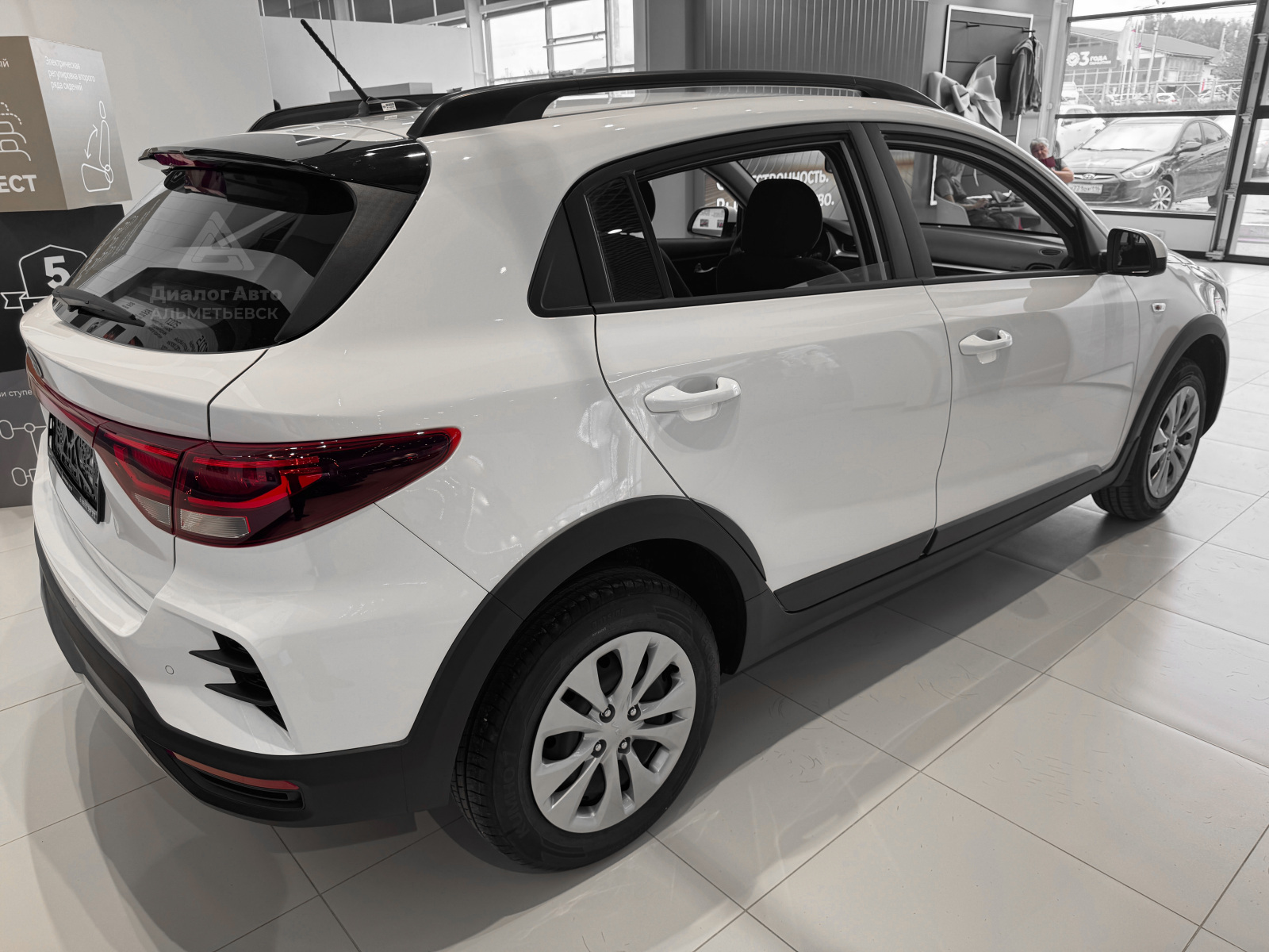 Solaris KRX I, Atlas White, 2435000 рублей, вид 4