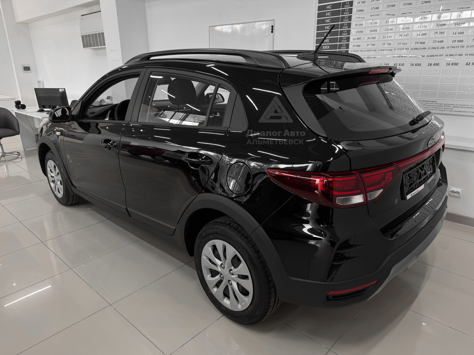 Solaris KRX I, Phantom Black, 2190000 рублей, вид 3