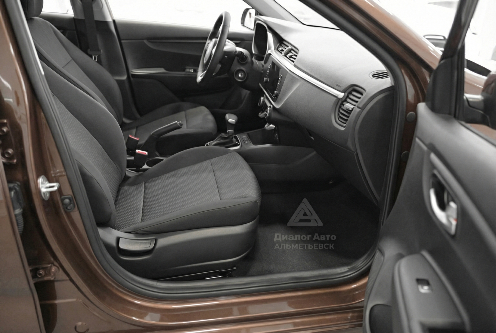 Solaris KRX I, Cognac Brown, 2190000 рублей, вид 11
