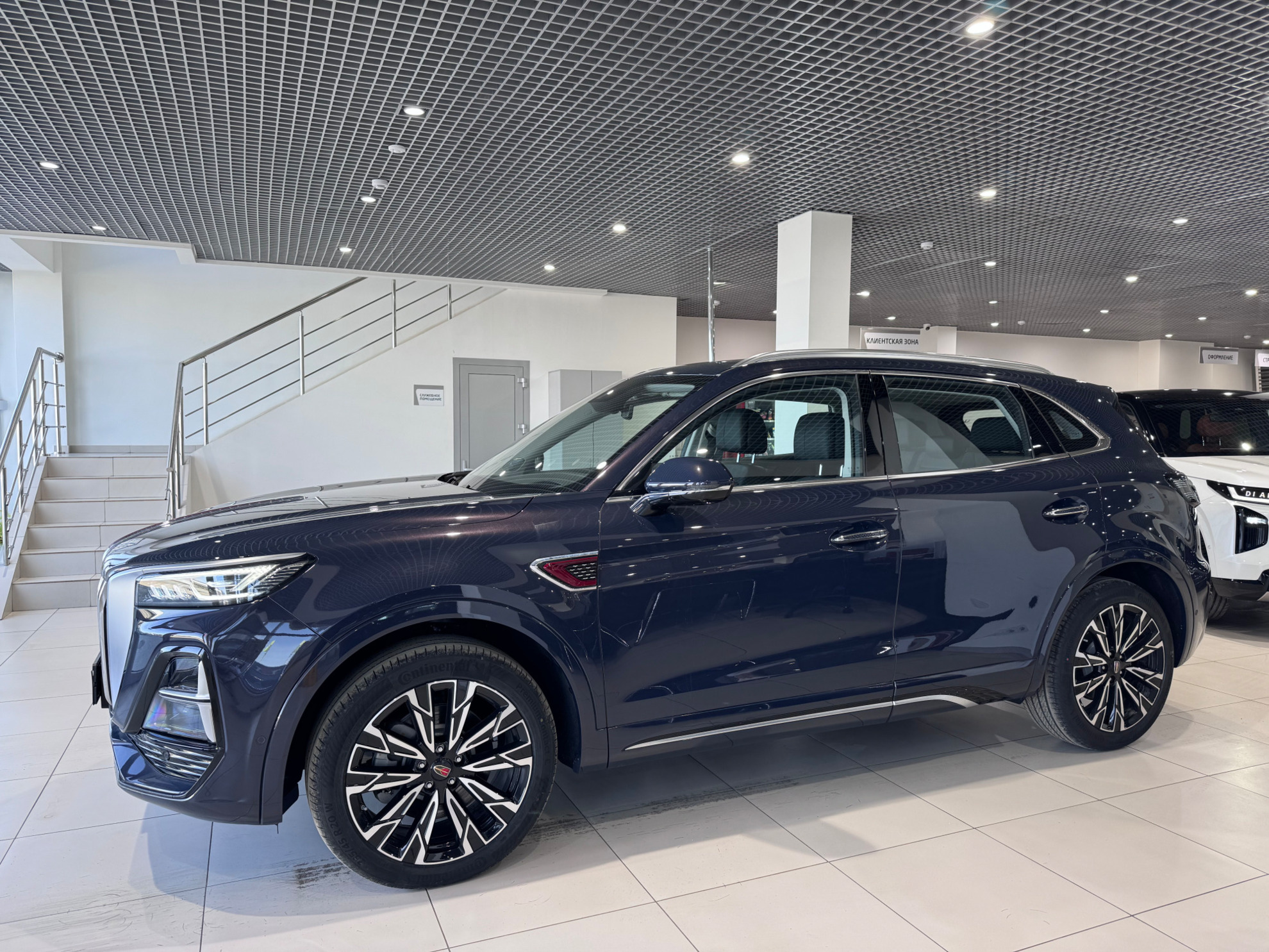 Hongqi HS5 I Рестайлинг, Золотой / Platinum Gold, 3879000 рублей, вид 8