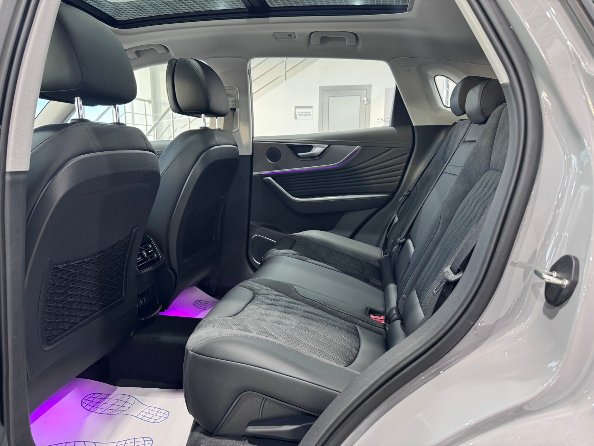 Hongqi HS5 I Рестайлинг, Серый / Quantum Silver Gray, 3799000 рублей, вид 11