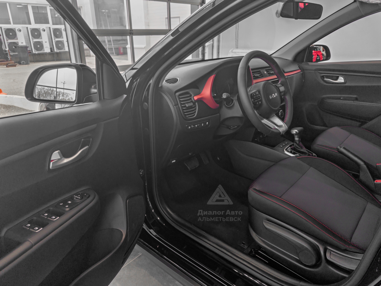 Solaris KRX I, Phantom Black, 2265000 рублей, вид 8