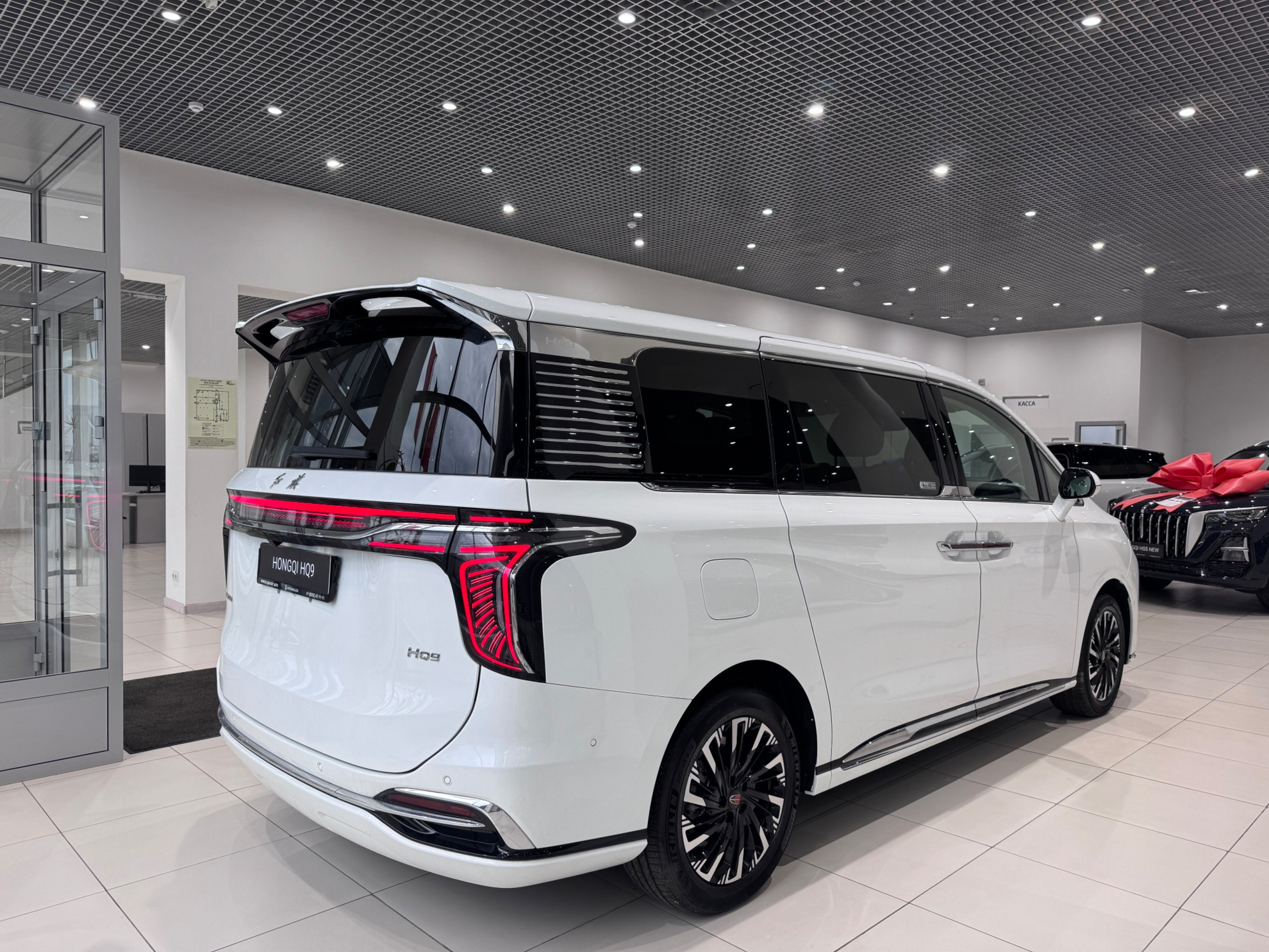 Hongqi HQ9 I, Белый / Alpine White, 7350000 рублей, вид 16