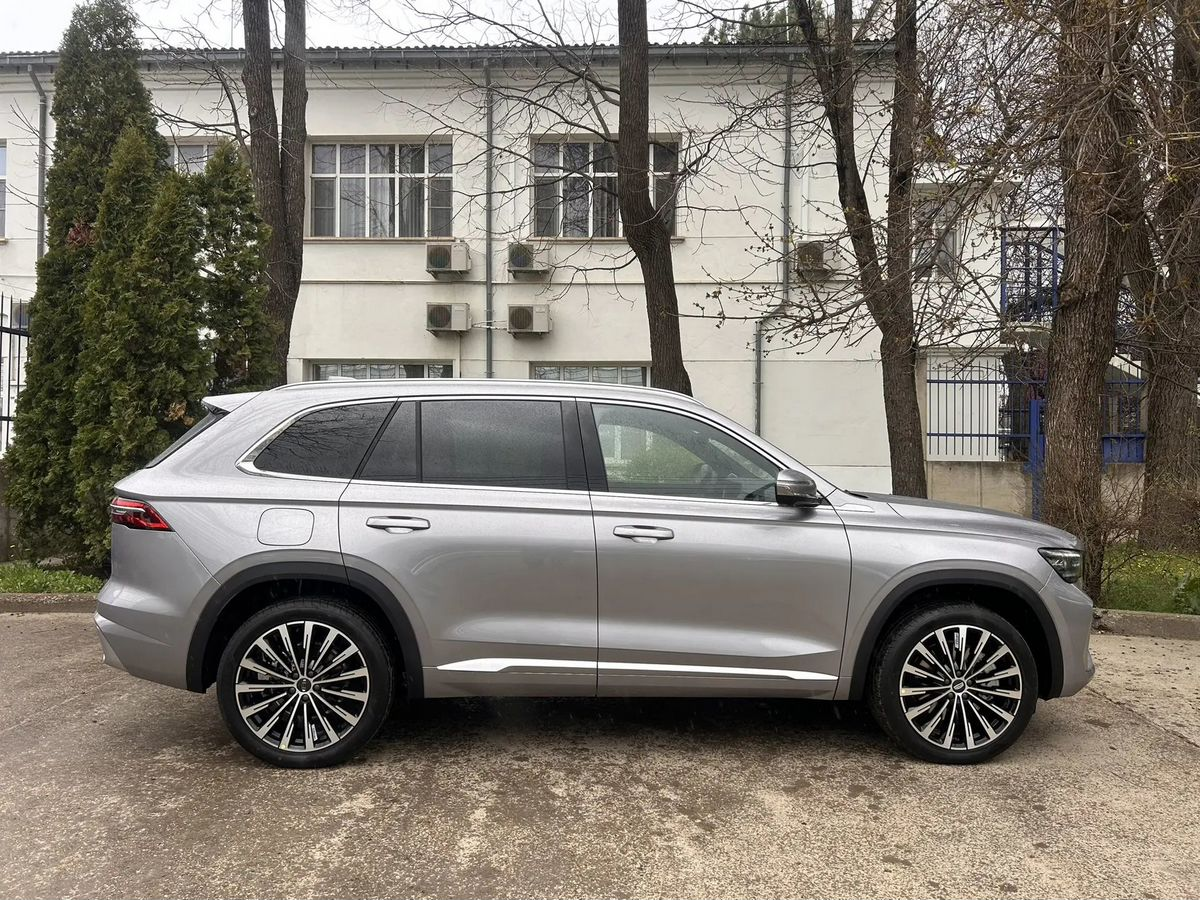 Geely Monjaro I, Aurora Silver / Серебристый металлик, 4059000 рублей, вид 6