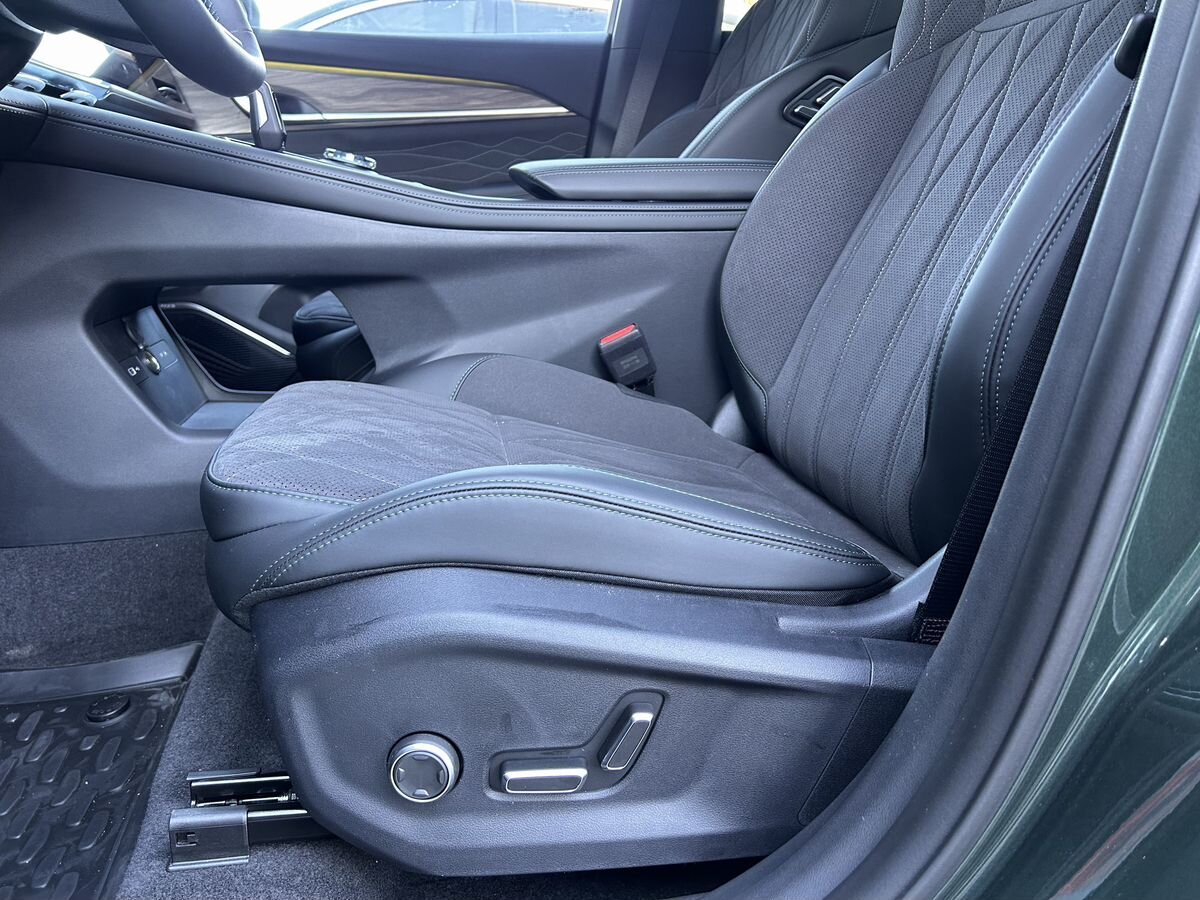 Geely Monjaro I, Aurora Silver / Серебристый металлик, 4059000 рублей, вид 10