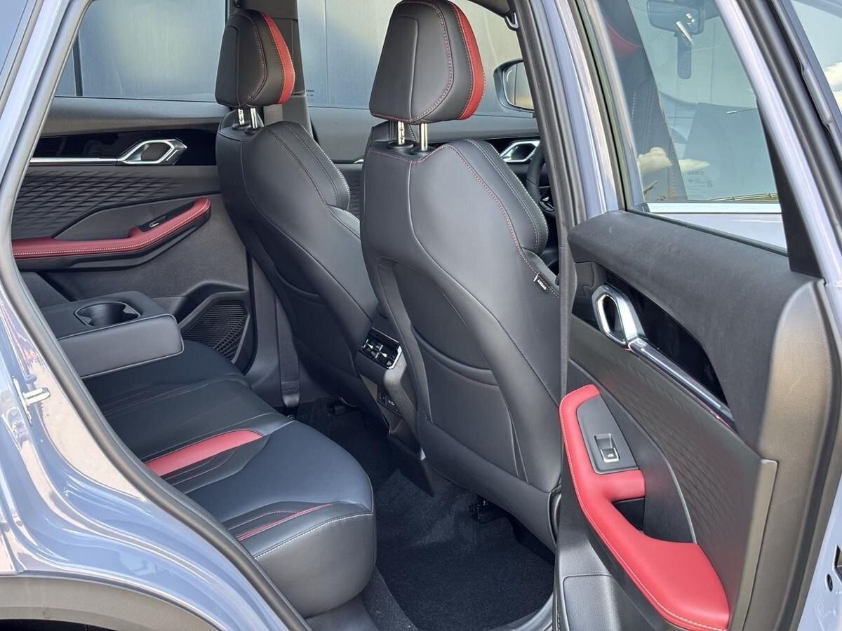 Geely Coolray I Рестайлинг 2, Unicorn Grey / Лиловый перламутр, 2344990 рублей, вид 16