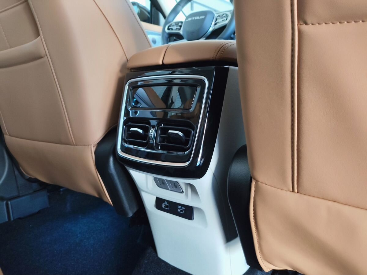 Jetour X70 Plus I, Черный, 2589900 рублей, вид 7