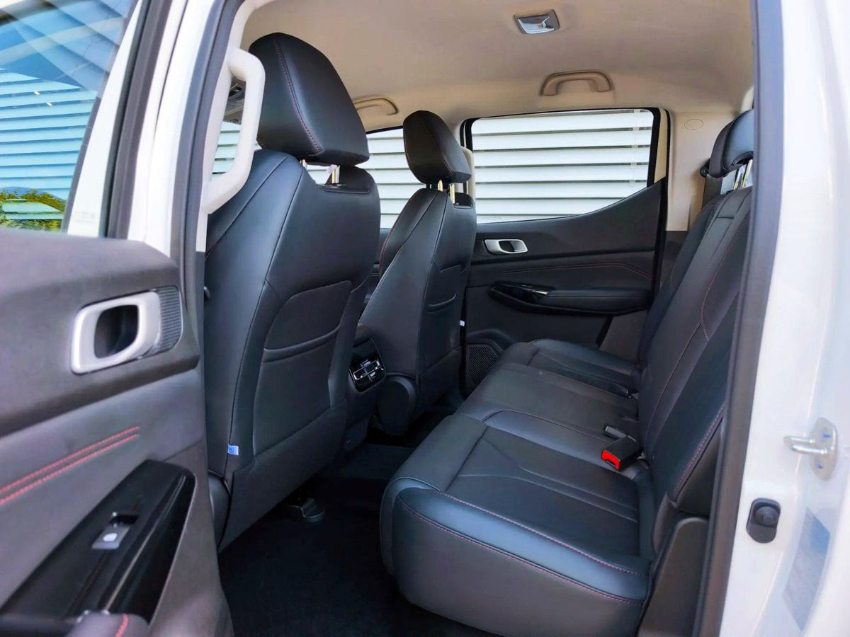 Changan Hunter Plus I, Снежный белый, 3141000 рублей, вид 12