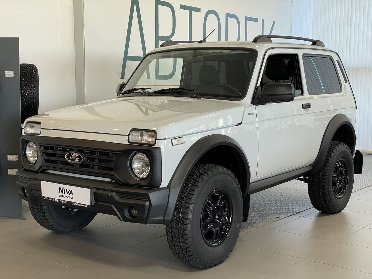 LADA Niva Bronto I, Белый "Ледниковый", 1200000 рублей, вид 2