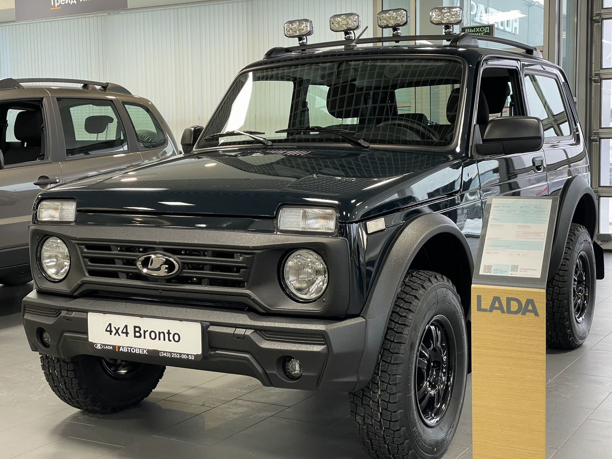 LADA Niva Bronto I, Темно-зеленый "Несси 2", 1200000 рублей, вид 5
