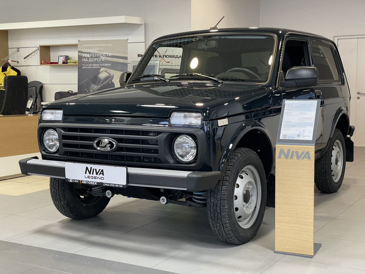 LADA Niva Legend I, Темно-зеленый "Несси 2", 759200 рублей, вид 4