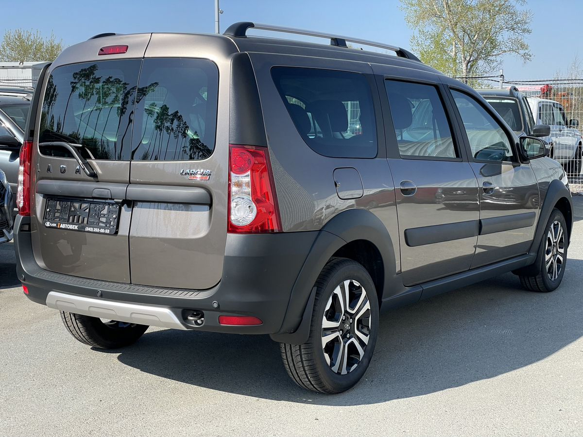 LADA Largus Cross I Рестайлинг, Золотисто-коричневый "Кориандр" металлик, 1463600 рублей, вид 9