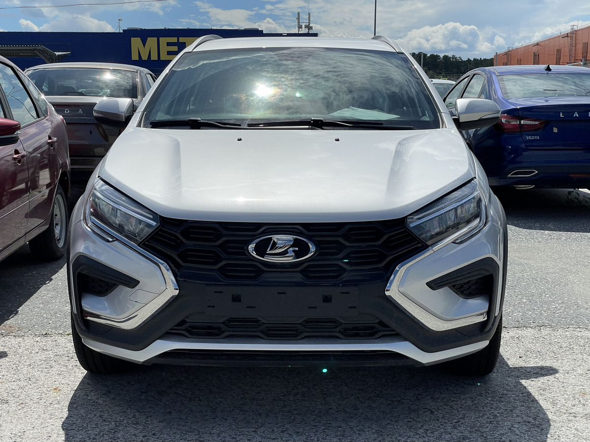 LADA Vesta SW Cross I Рестайлинг (NG), Серебристый "Платина" металлик, 1456400 рублей, вид 3