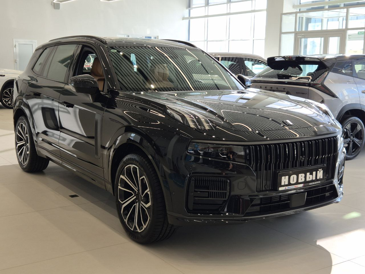 Nordcross 001 I, Sparkling Black / Черный металлик, 5500000 рублей, вид 7