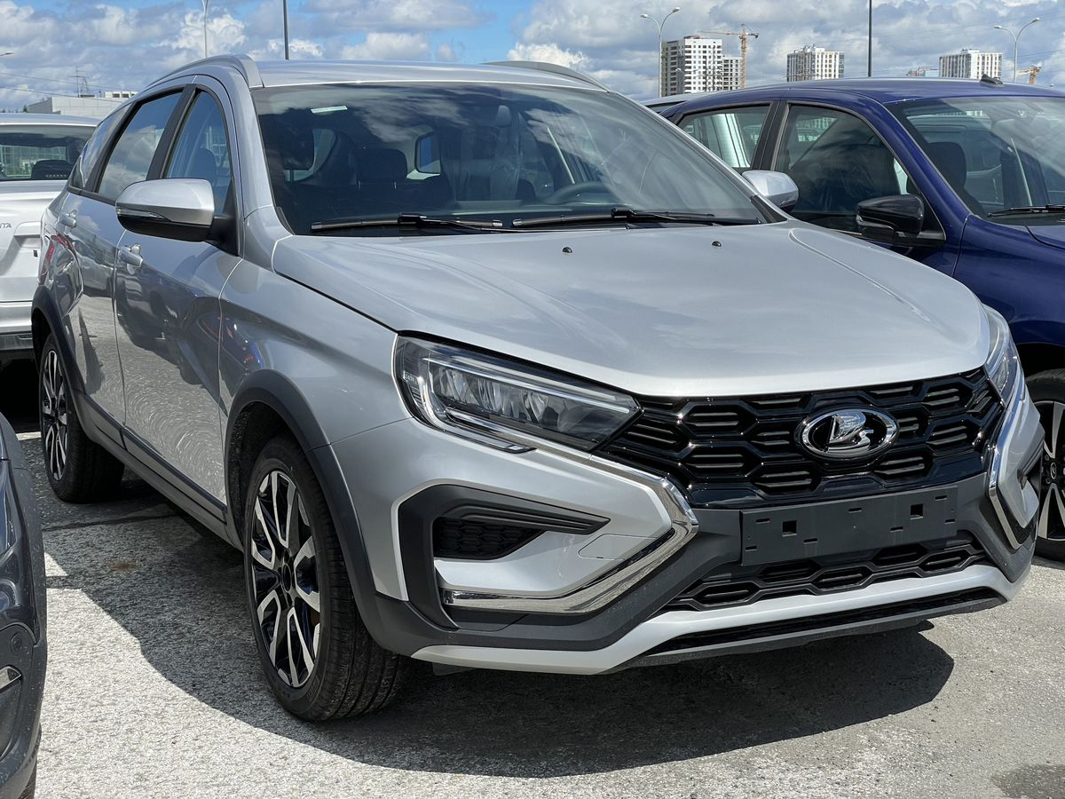 LADA Vesta SW Cross I Рестайлинг (NG), Серебристый "Платина" металлик, 1570000 рублей, вид 4
