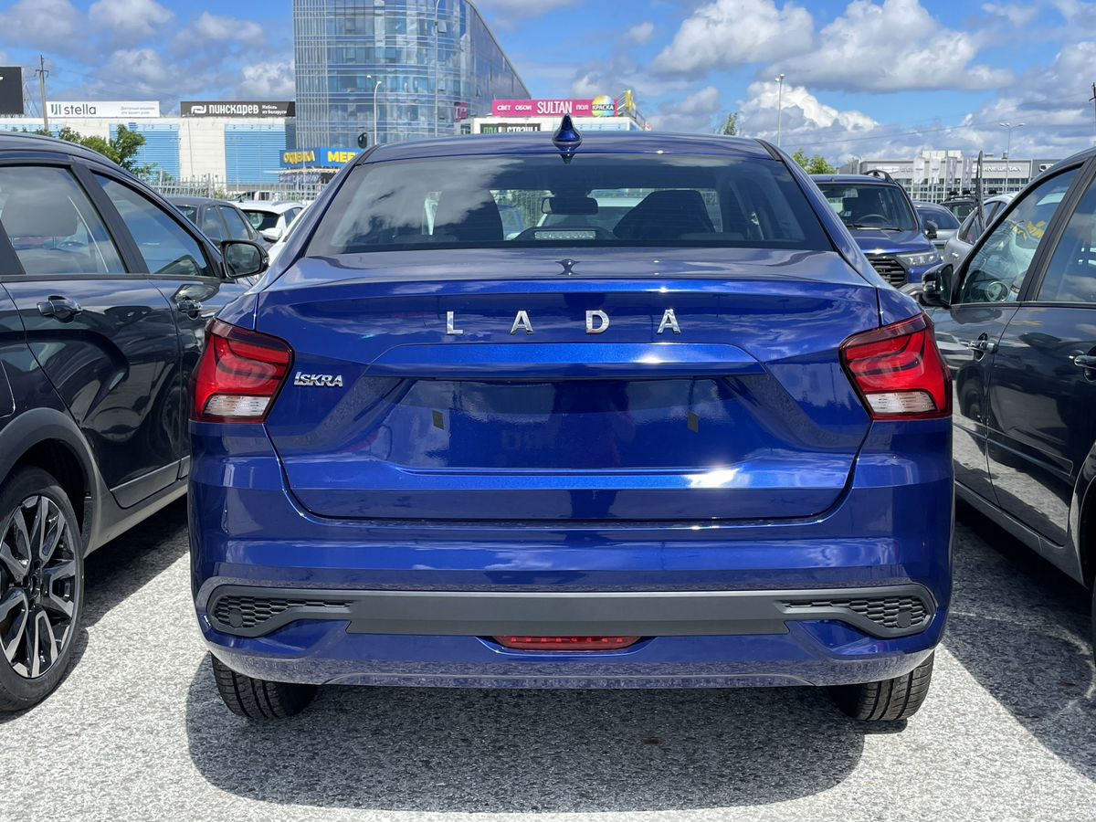LADA Iskra I, Синий "Капитан" металлик, 1213600 рублей, вид 6