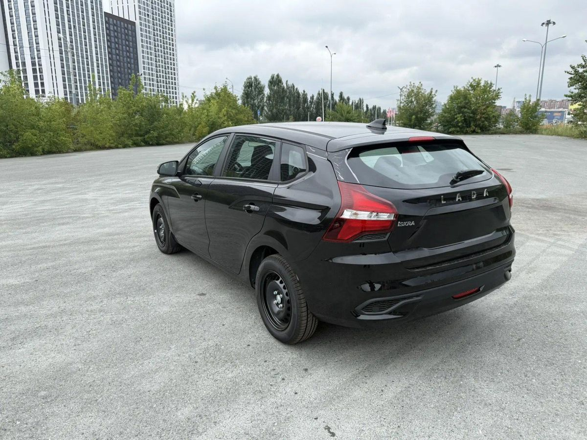 LADA Iskra SW I, Черный "Пантера", 1239480 рублей, вид 4