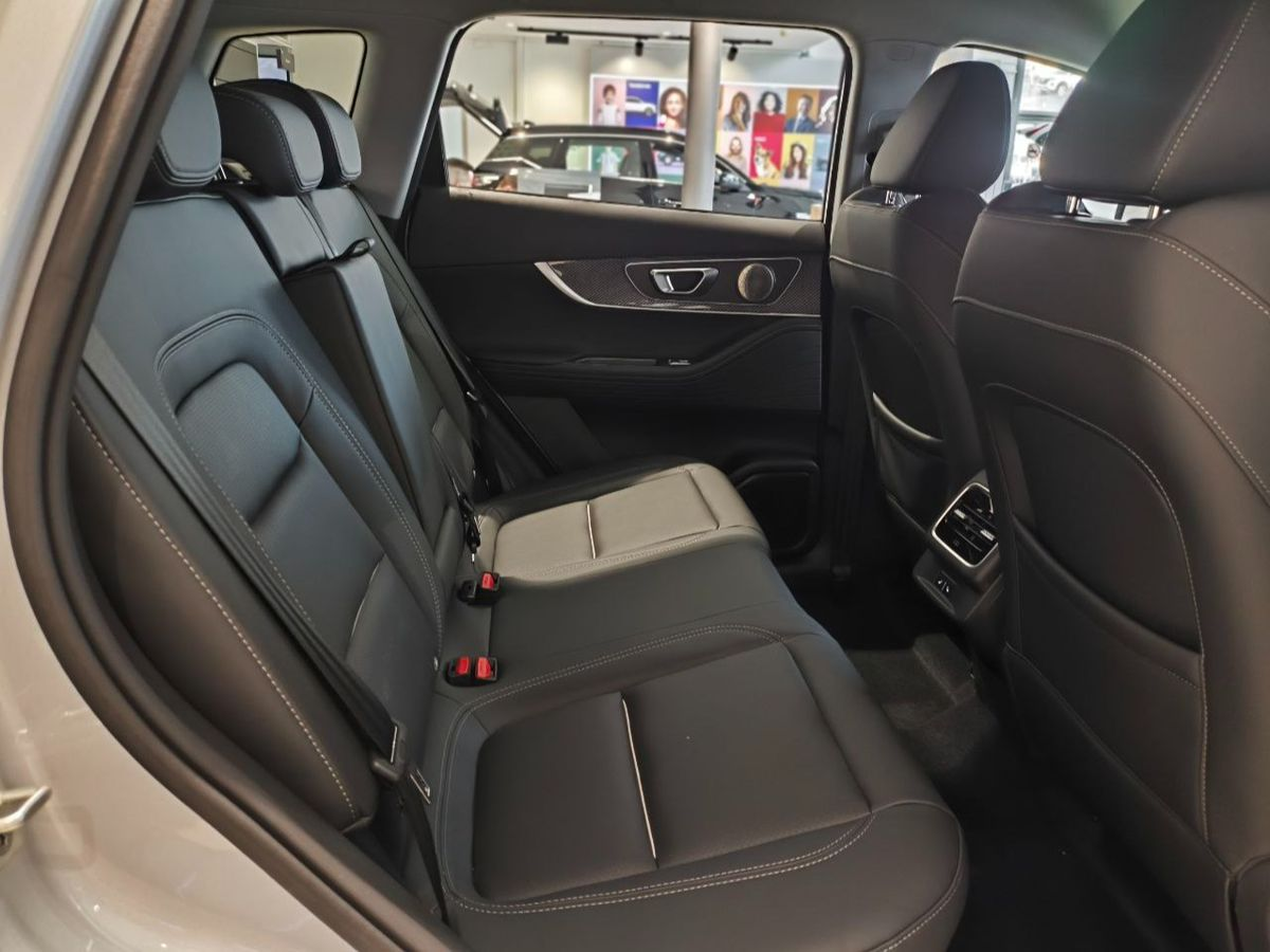 Chery Tiggo 7L I, Серебристый серый, 2184750 рублей, вид 12