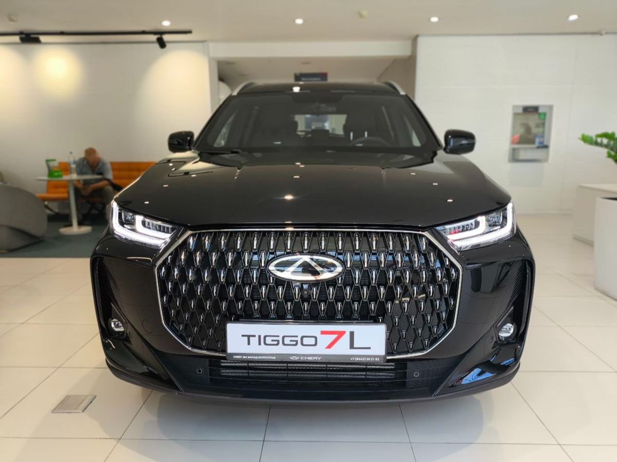 Chery Tiggo 7L I, Глубокий черный, 2359000 рублей, вид 3