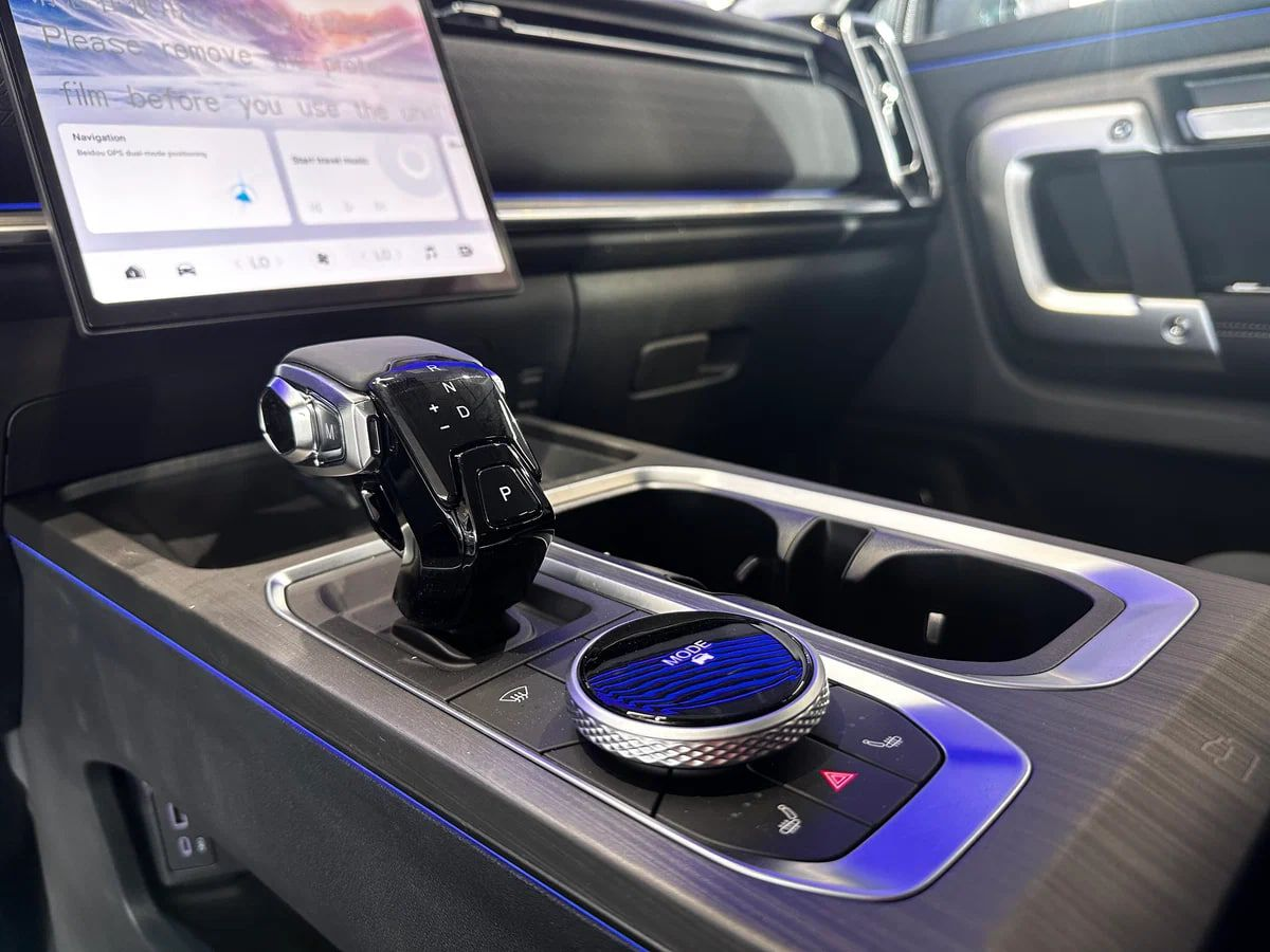 Jaecoo J7 I, Серый с черной крышей, 2294000 рублей, вид 9