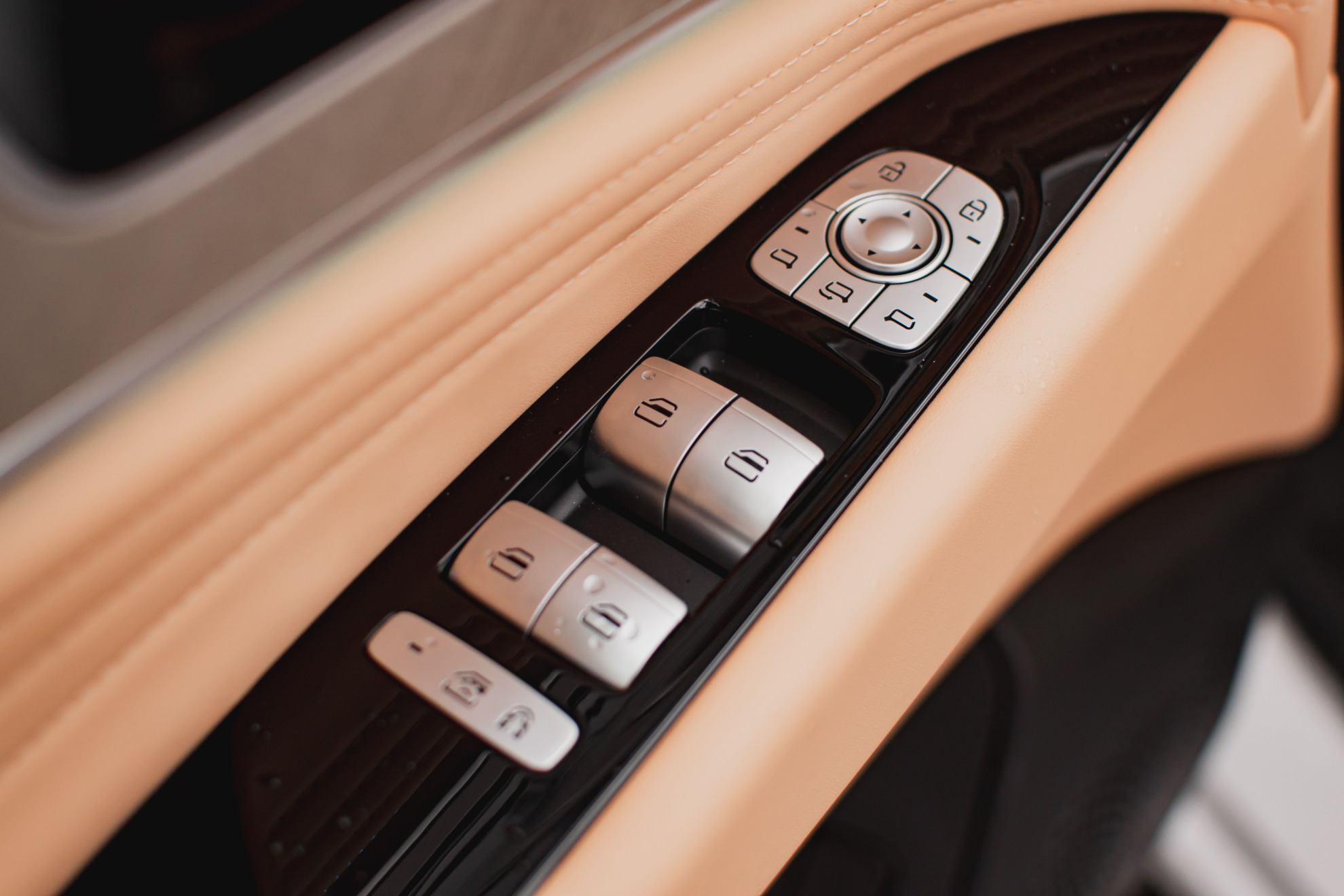 Jaecoo J8 I, Белый с чёрной крышей, 4149000 рублей, вид 21