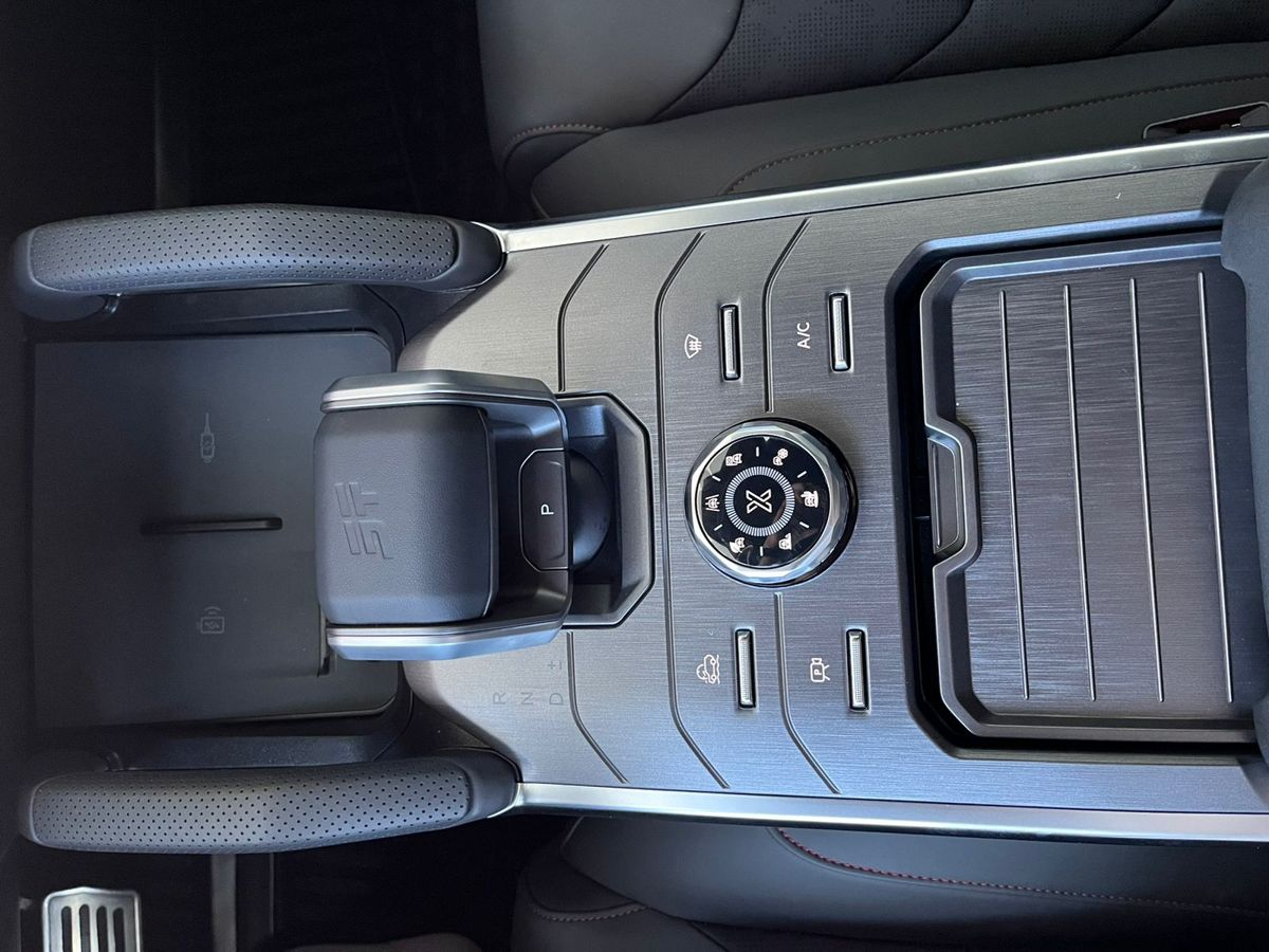 Jetour T2 I, Черный, 3750000 рублей, вид 14